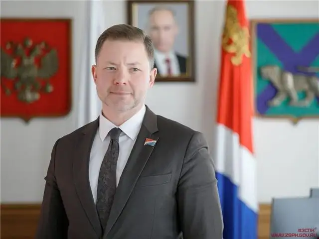 Волошко поздравил Приморскую краевую картинную галерею с юбилеем