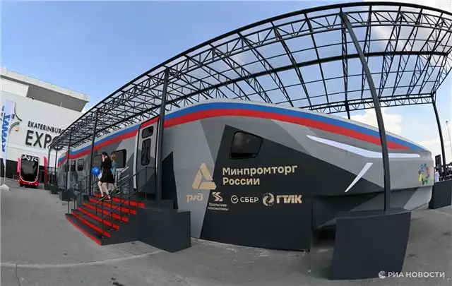 Савельев - первый российский поезд для ВСМ соберут до конца года