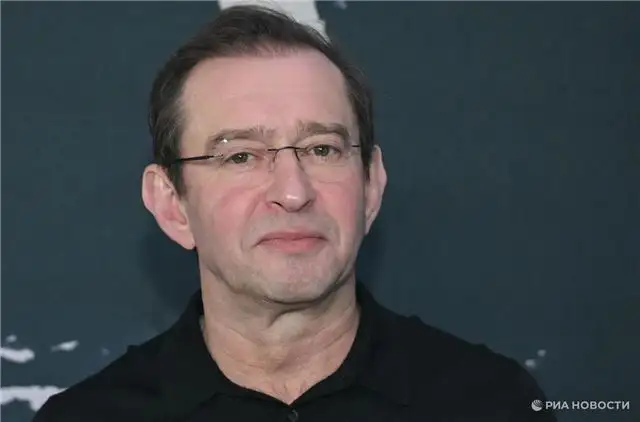 Певцов оценил временное назначение Хабенского на пост ректора Школы-студии МХАТ как заслуженное