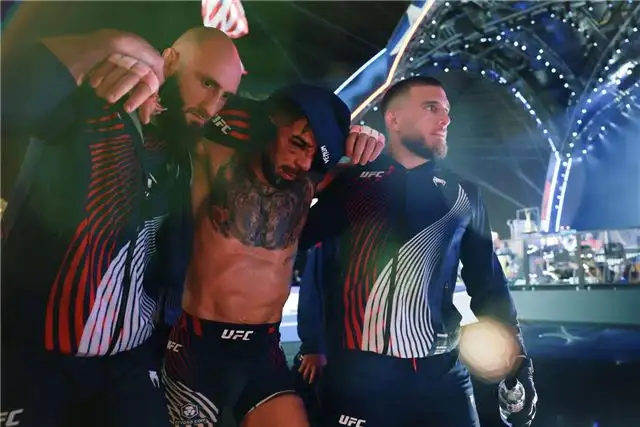 Топурия госпитализирован после поражения Гэтжи на шоу UFC в Белом доме