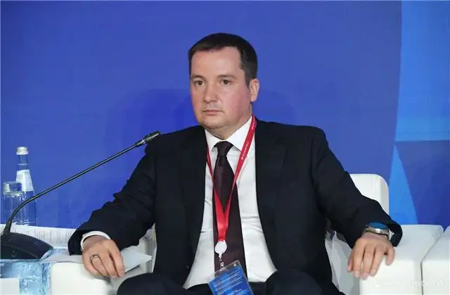 На ярусолове?процессоре «Марлин» в Архангельске торжественно поднят росийский флаг